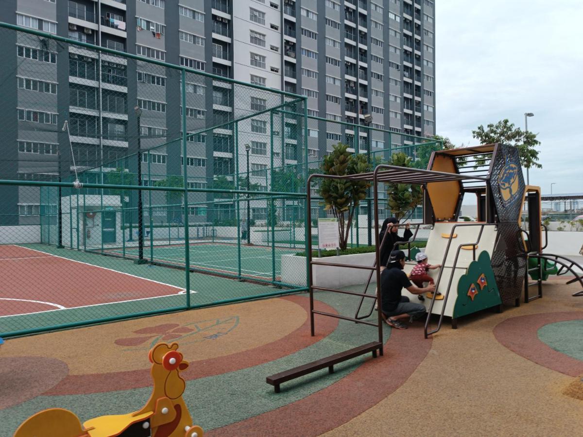 Aisy Homestay Putrajaya Cyberjaya Klia Kampung Dengkil Luaran gambar