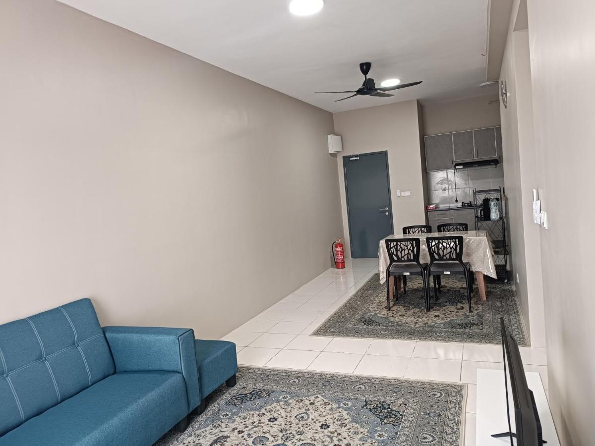 Aisy Homestay Putrajaya Cyberjaya Klia Kampung Dengkil Luaran gambar