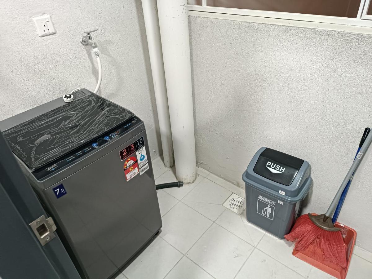 Aisy Homestay Putrajaya Cyberjaya Klia Kampung Dengkil Luaran gambar