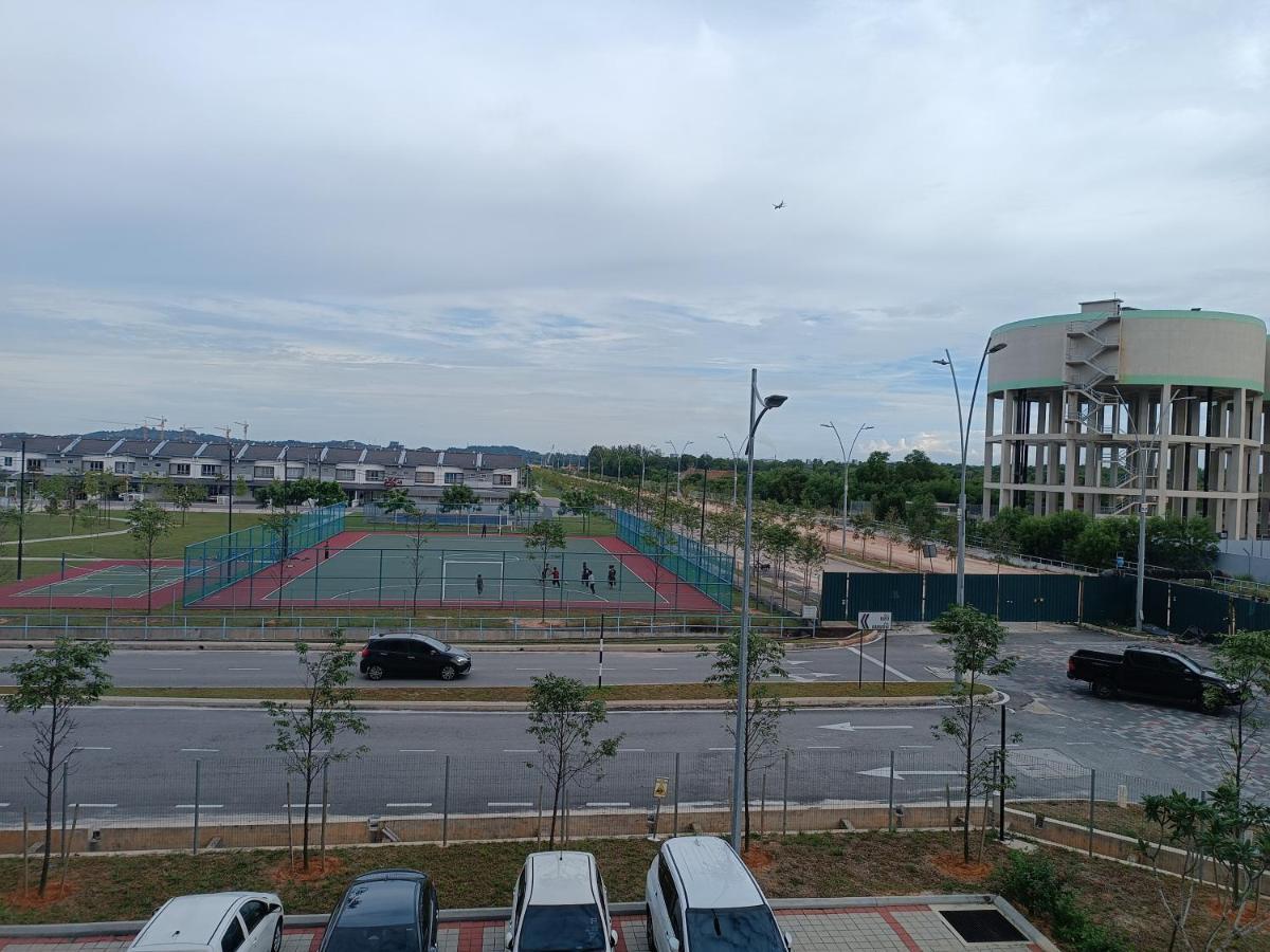 Aisy Homestay Putrajaya Cyberjaya Klia Kampung Dengkil Luaran gambar